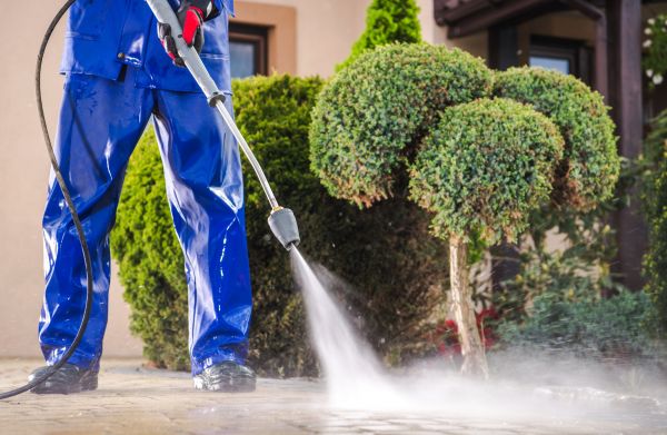 Driveway Cleaning in Daytona Beach