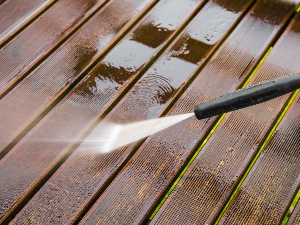 Deck Pressure Washing in Daytona Beach