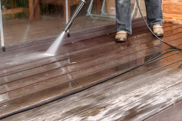 Pool Deck Power Washing in Daytona Beach