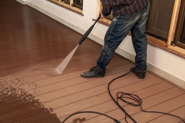 Veranda Cleaning in Daytona Beach