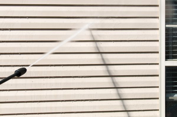 Apartment Power Washing in Daytona Beach