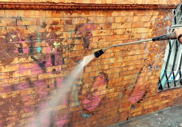 Brick Graffiti Cleaning in Daytona Beach